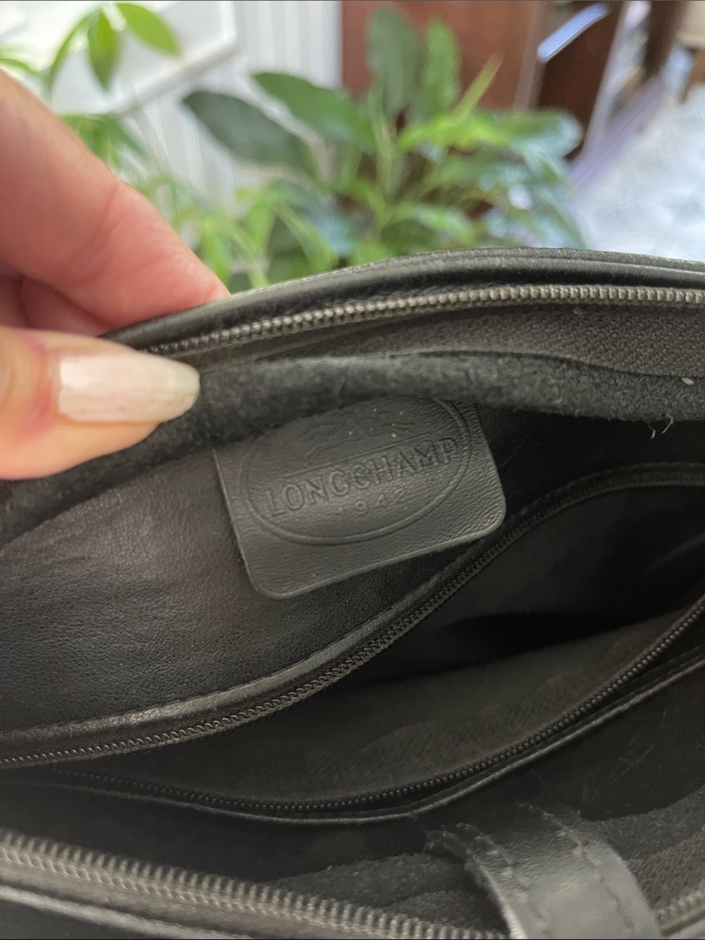 Longchamp Black Leather Messenger Bag - Picture 6 of 12